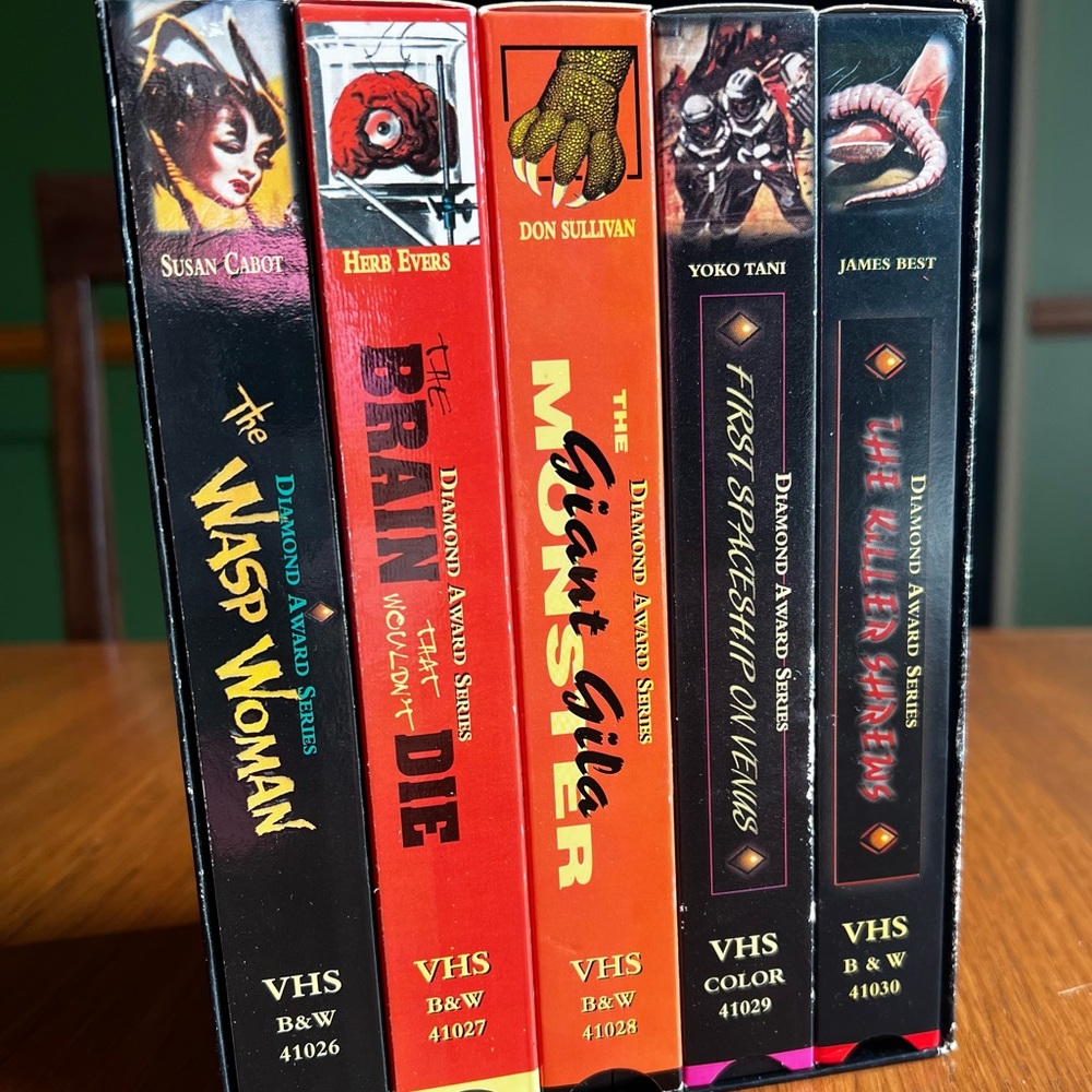 Source Unknown VHS Horror/Creature Movie Box Set - Black, Red, Orange